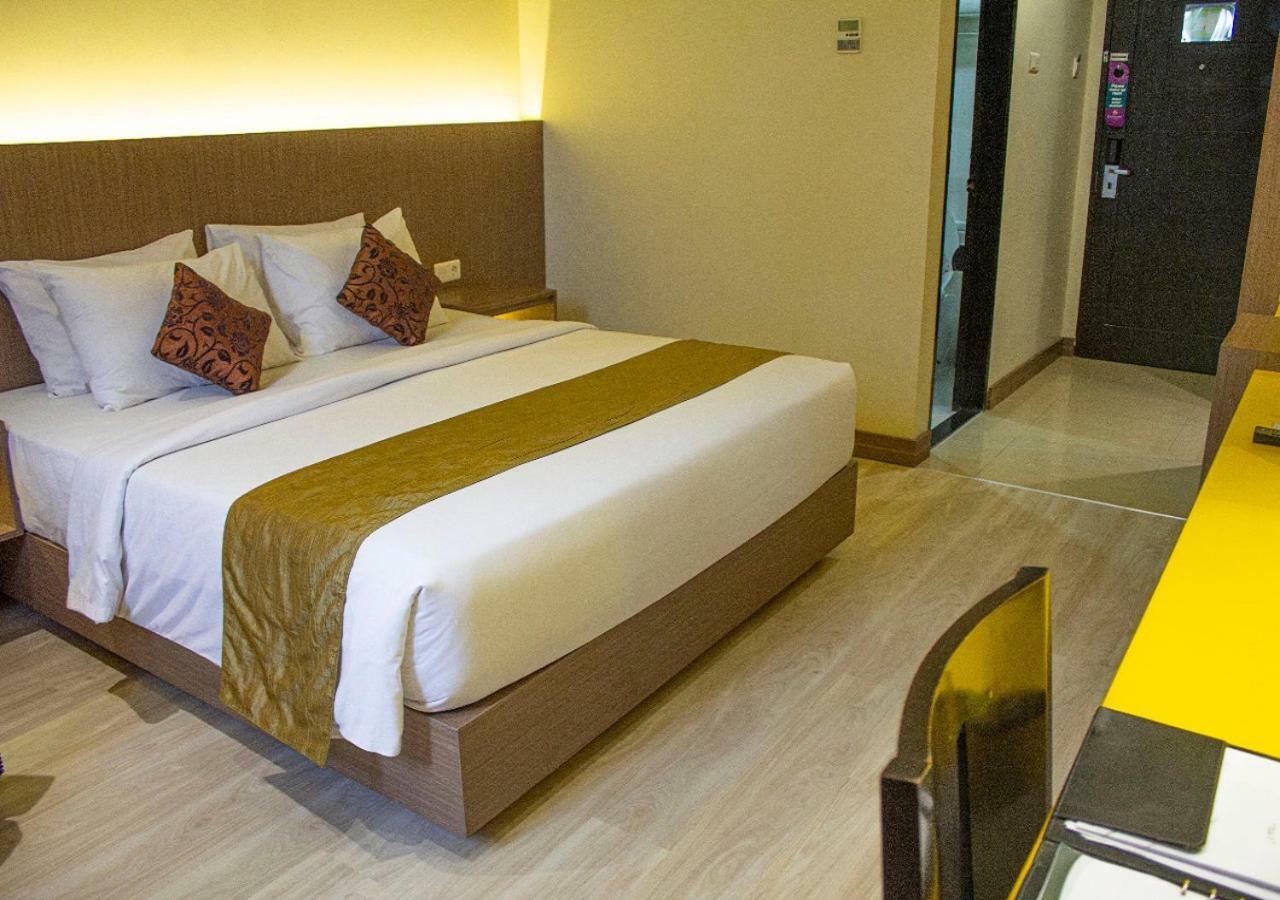 Rattan Inn Hotel Banjarmasin  Exterior foto